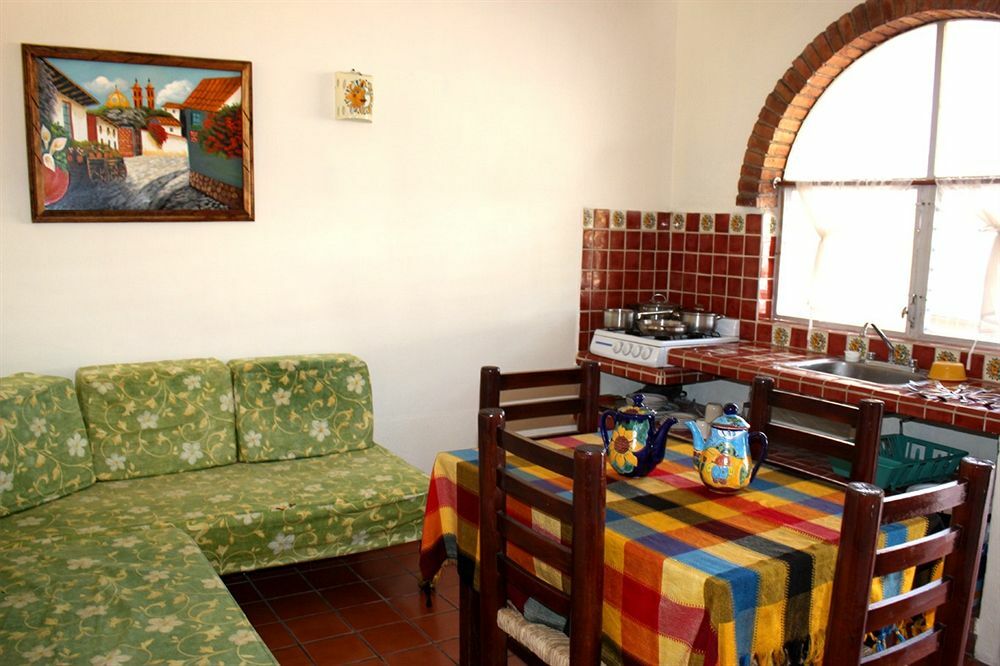 Bungalows El Delfin Rincón de Guayabitos Eksteriør bilde